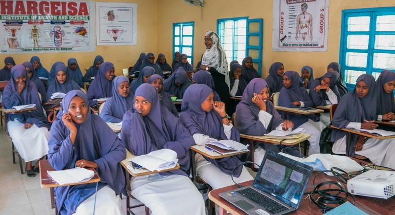 (أرشيف) تقدم المنظمة الدولية للهجرة دعما لقطاع التعليم في الصومال عبر برنامج الهجرة من أجل التنمية في أفريقيا.